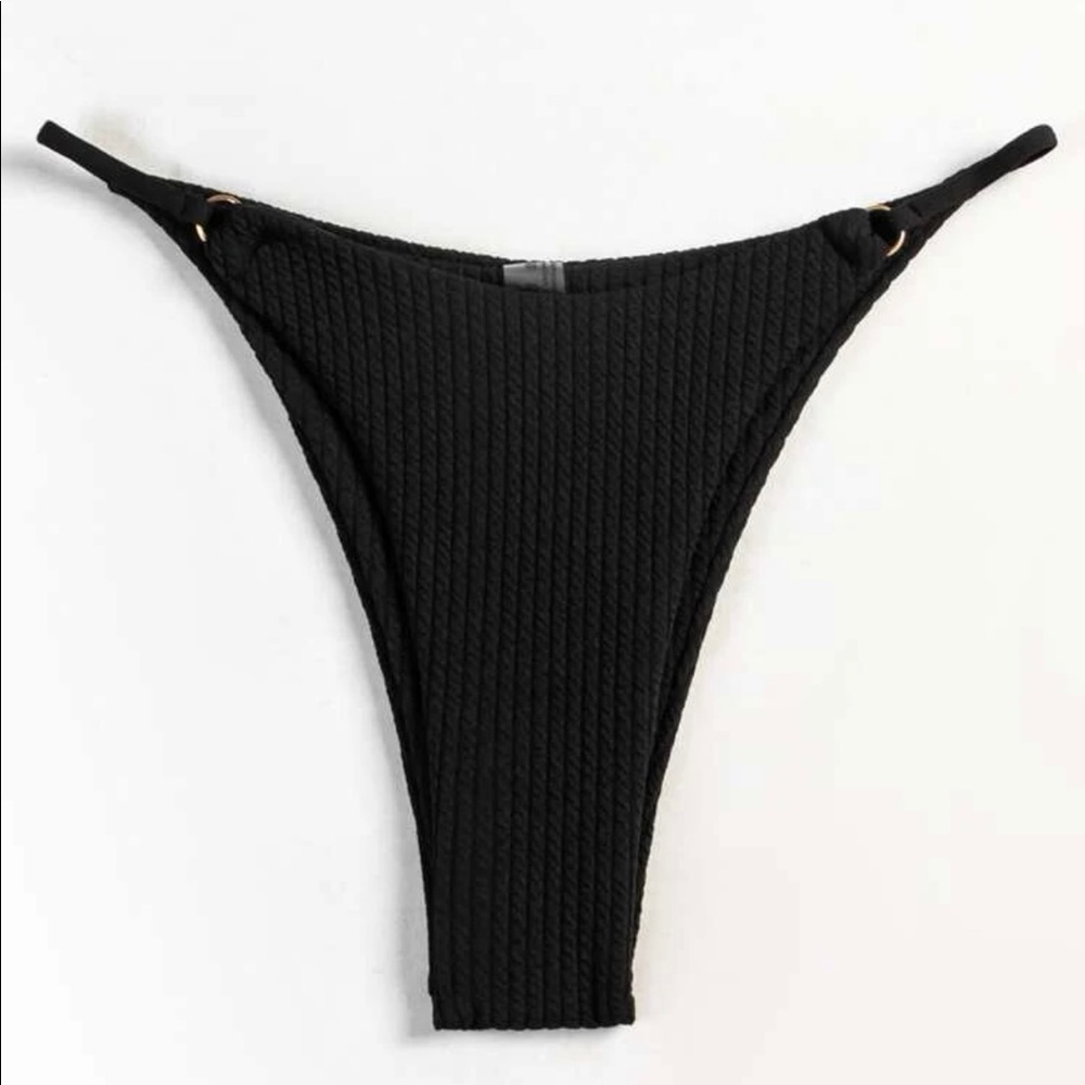 Black Bottom swimwear